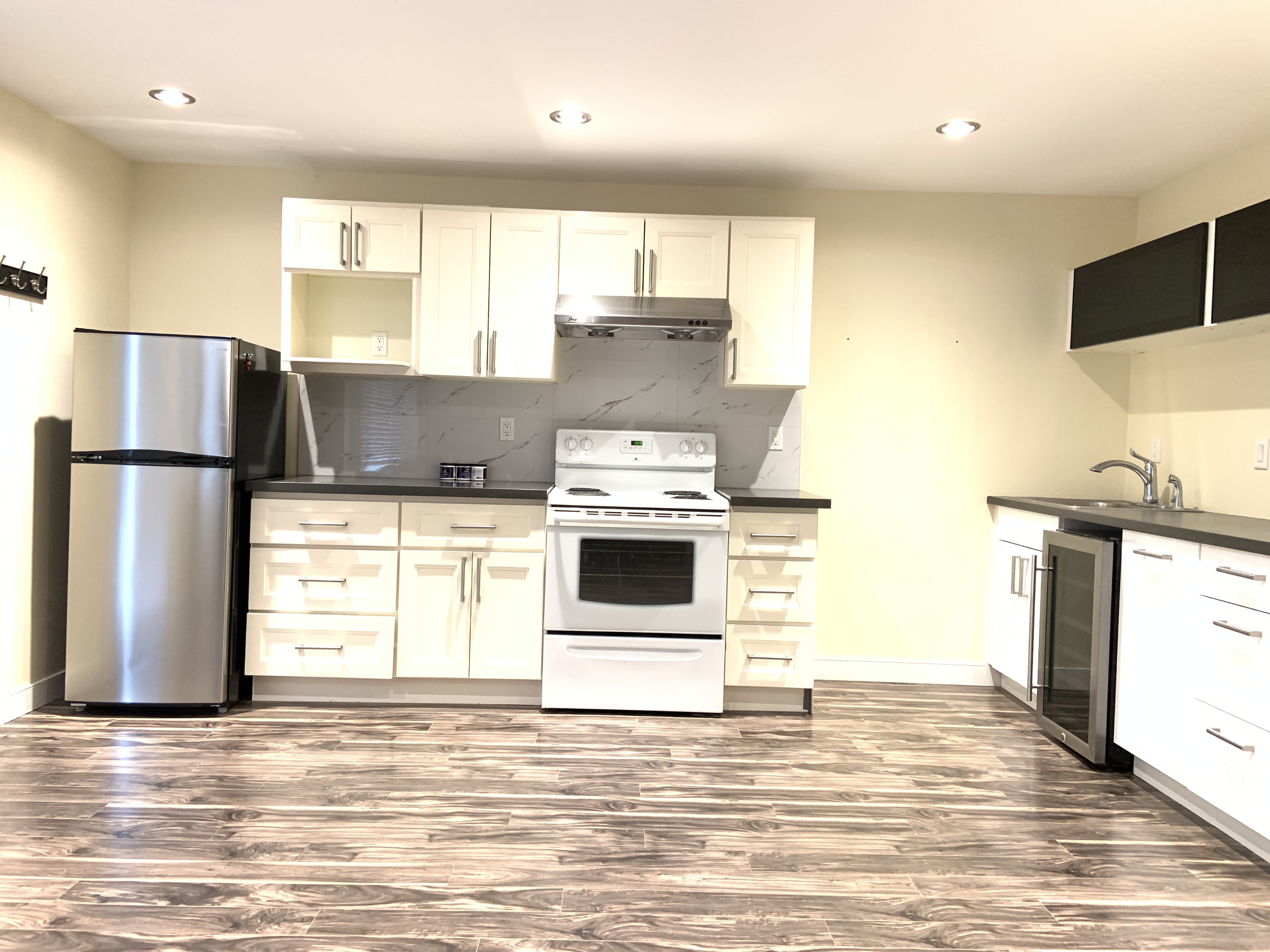 3386 Highland Drive