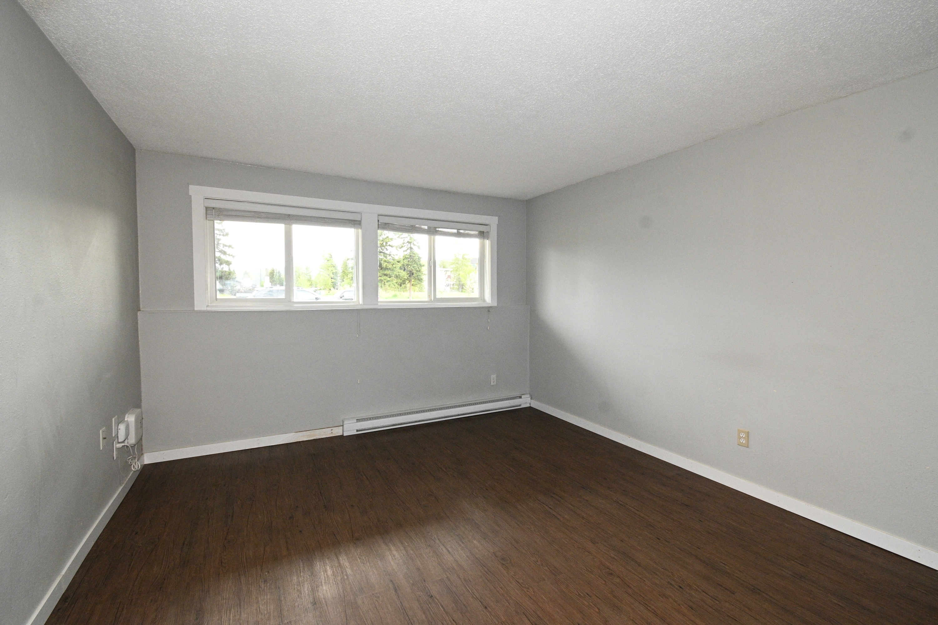 4280 Quentin Avenue - 101
