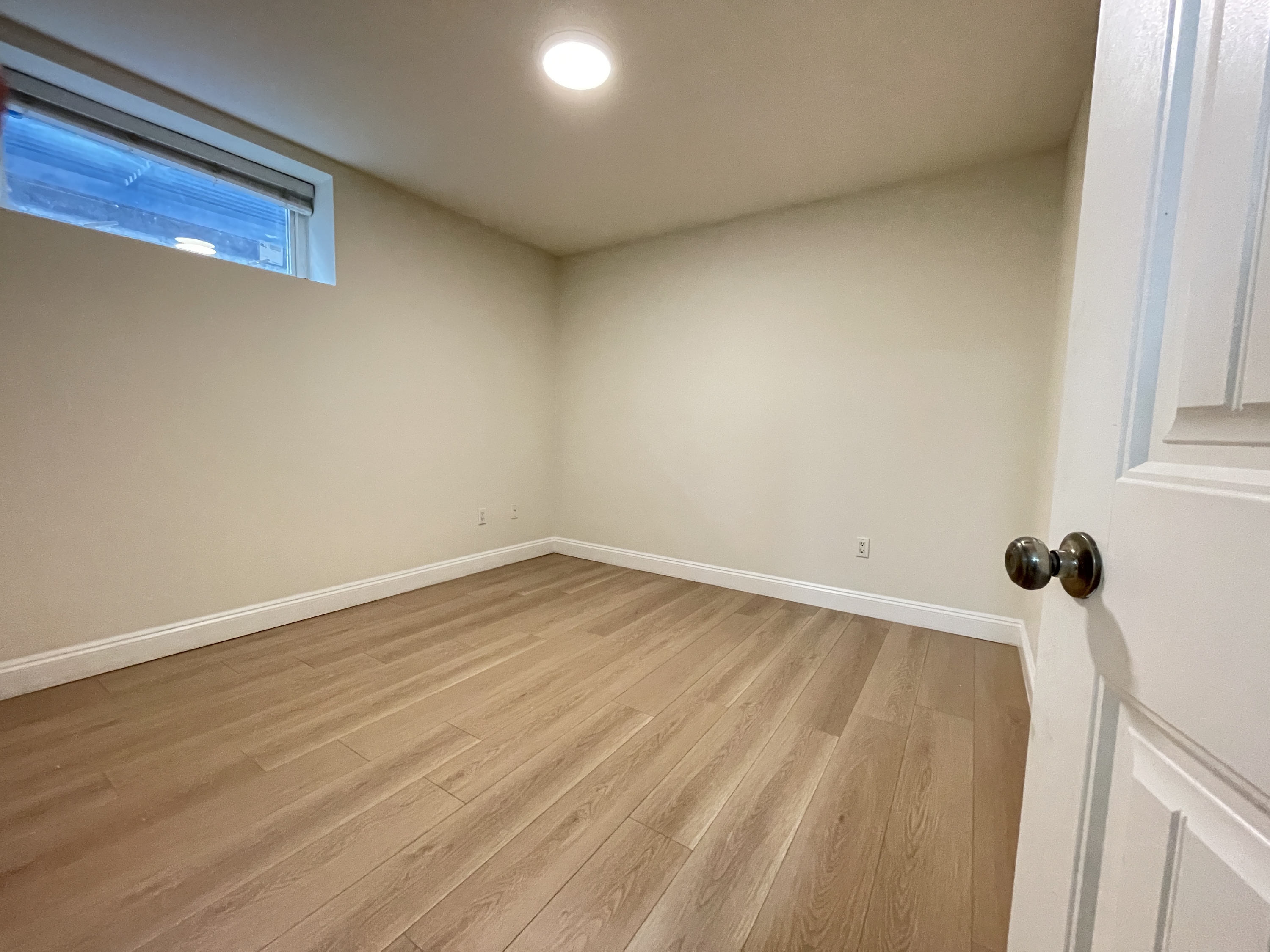 Unit 3 3836 Rumble Street