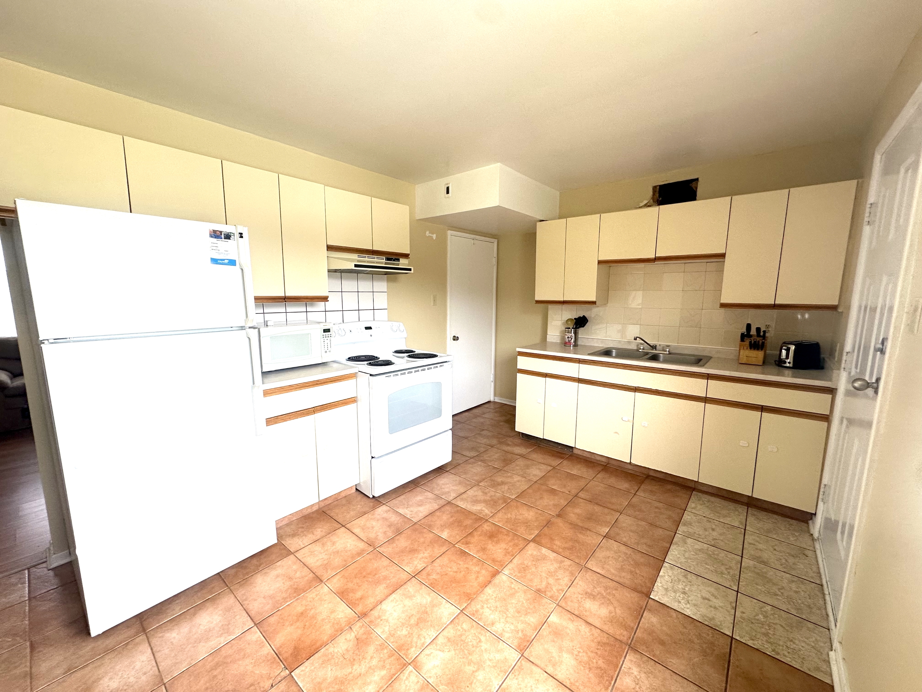 52 Little Wedeene Street - 1