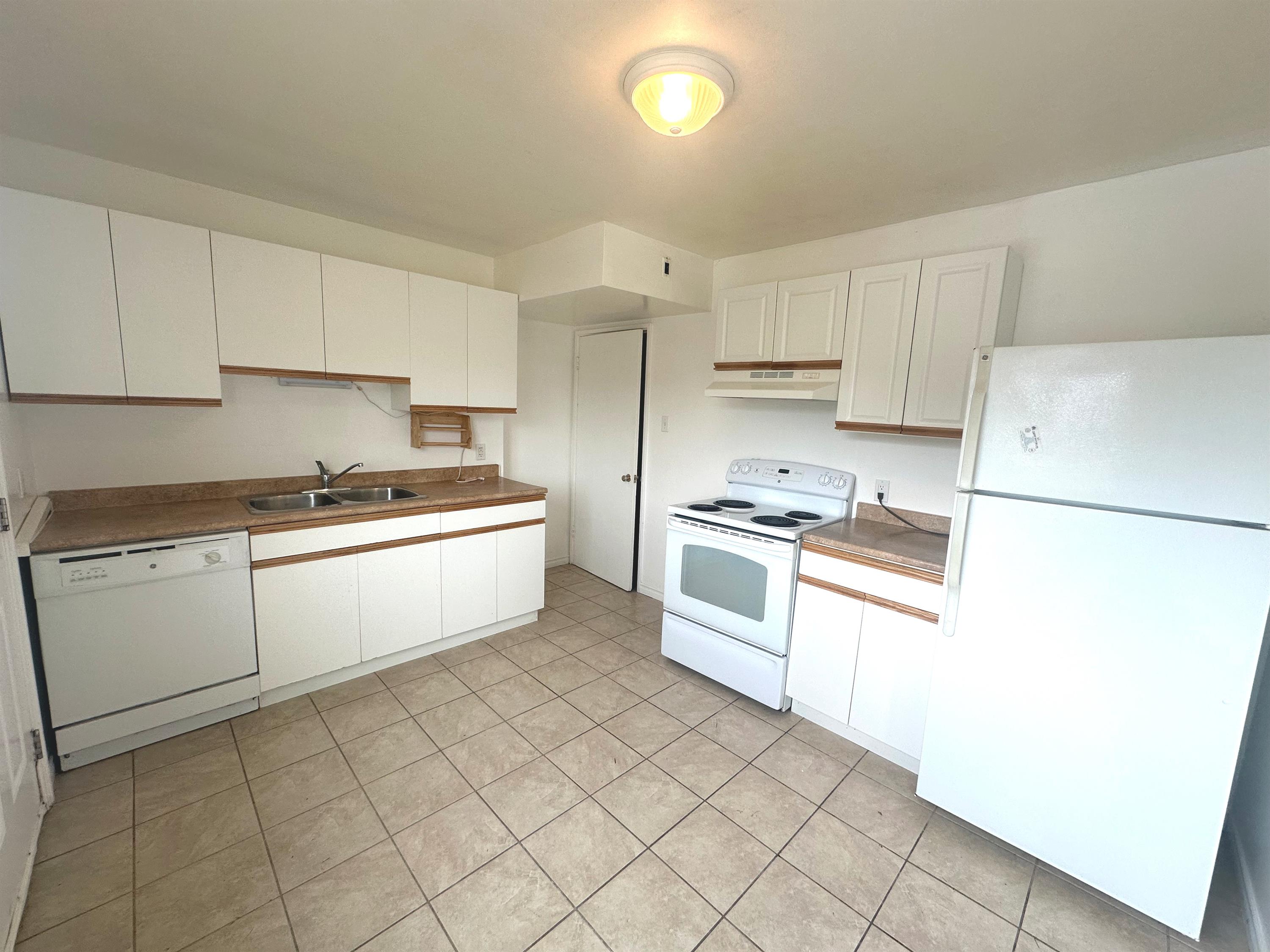 41 Wedeene Street - 1